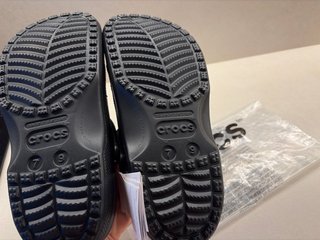 Crocs Classic Talla 39-40 Negro