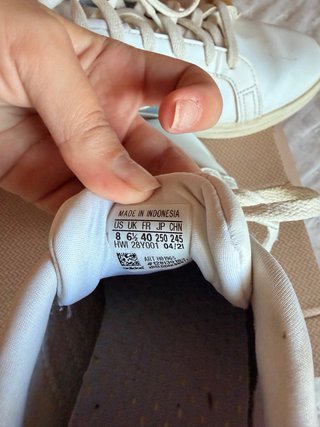 Tenis Adidas Blancos y Turquesa