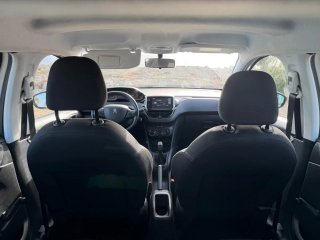 Peugeot 208 2017
