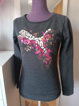Sudadera Puma Gris con Estampado Floral