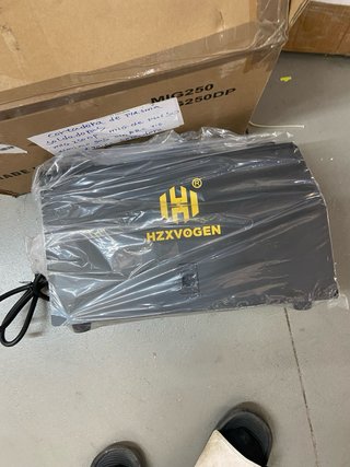 Soldadora Digital MIG-250DP Inverter