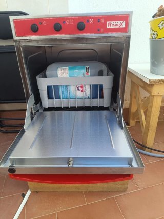 Lavavasos Romux