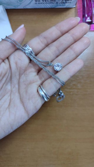 Collana punto luce