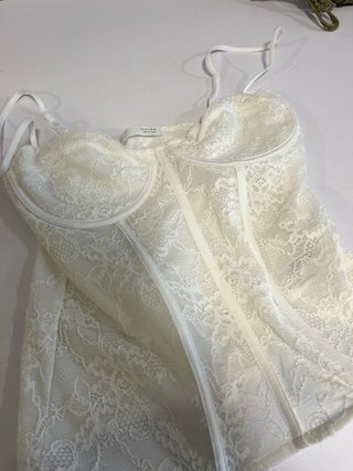 Top Corsé Encaje Beige Claro