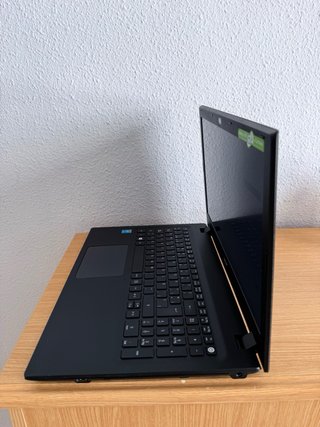 Portátil Acer 15.6 i3 8GB RAM 500GB SSD