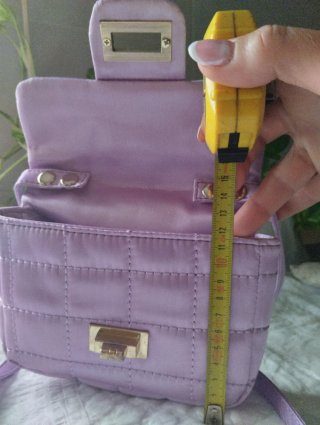 Bolso infantil morado claro acolchado