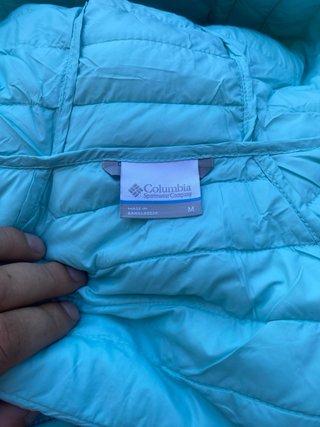 Chaqueta acolchada Columbia con capucha