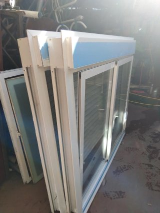 2 Ventanas correderas con persiana 1,52 x 1,34