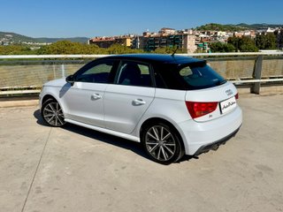 Audi A1 2016 ETIQUETA C