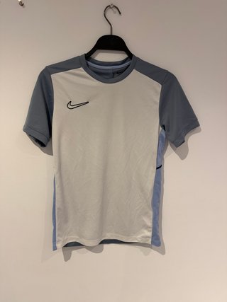Camiseta Nike Azul y Blanca