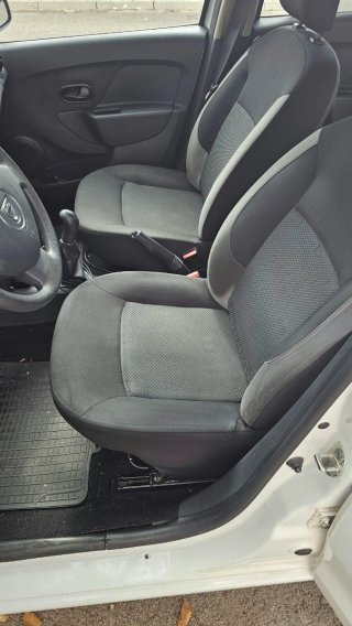 Dacia Sandero 2016