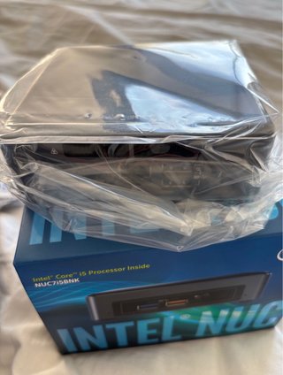 Intel NUC NUC7i5BNK Core i5 Mini PC