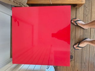 Mesa auxiliar roja Ikea LACK