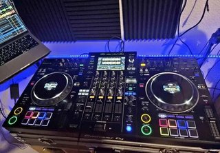 Mesa DJ Pioneer XDJ-XZ Negra