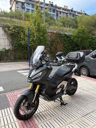 Honda X ADV 750