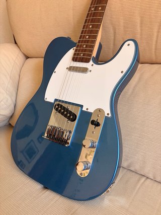 Guitarra Fender Squier Telecaster + Ampli + Funda