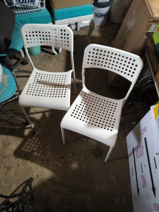 Sillas blancas Ikea (2 unidades)