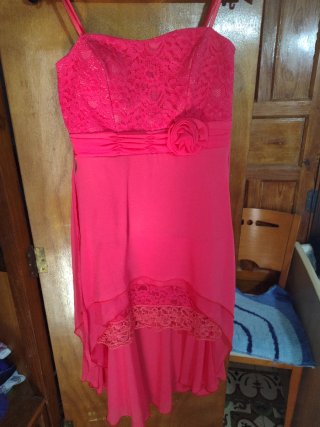Hermoso vestido de fiesta Rinascimiento Dolce Vita