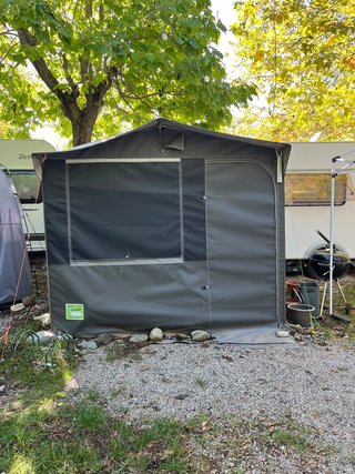 Caravelair Antares 486 + Parcela Camping Camprodón