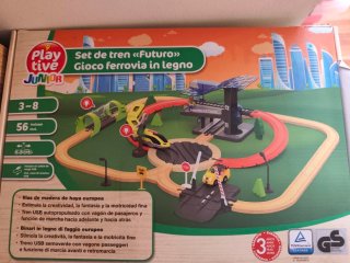 Tren de madera Playtive Junior Futuro