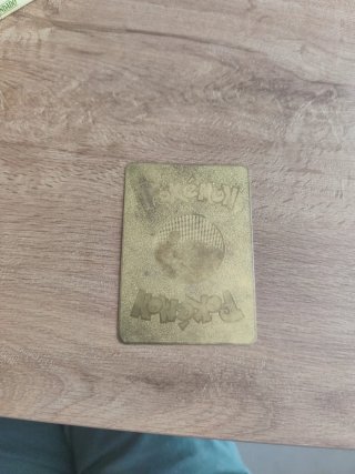 Carta Pokémon Pikachu Surf V Dorada