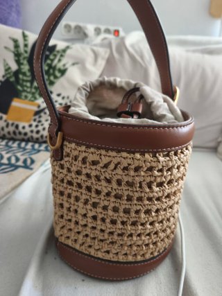 Bolso de rafia y piel Parfois