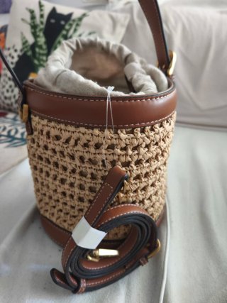 Bolso de rafia y piel Parfois
