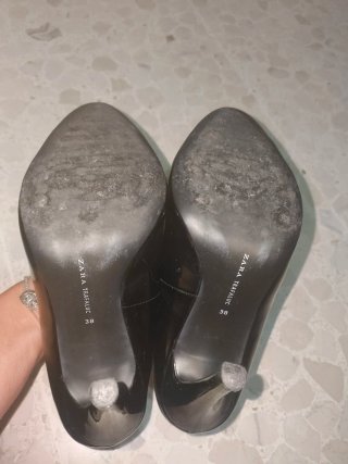 Zapatos de charol Zara negros y morados