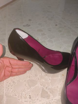 Zapatos de charol Zara negros y morados