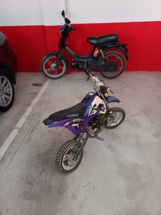 Minimoto Infantil Morada y Negra