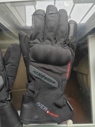 Guantes Garibaldi Iver Primaloft Negros Talla M