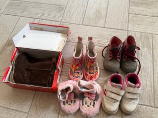 Lotto scarpe bimba tg 19-20