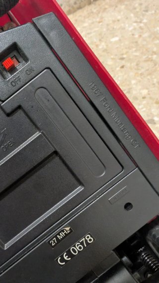 Maisto Ford Mustang GT 1967 1:12 Radiocontrol Rojo