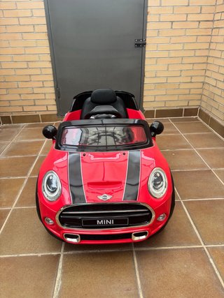 Coche eléctrico infantil, modelo mini cooper