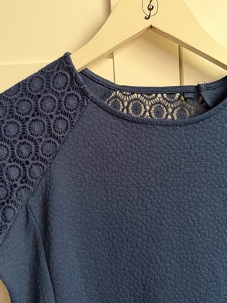 Vestido Azul Marino C&A con Encaje