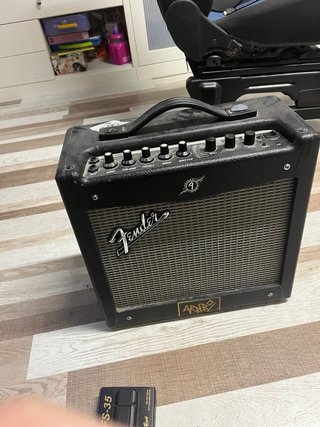 Amplificador Guitarra Fender Mustang I