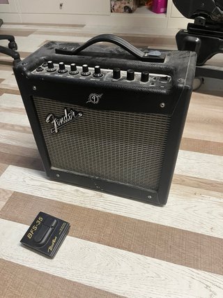 Amplificador Guitarra Fender Mustang I