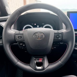 Toyota C-HR GR SPORT 2025