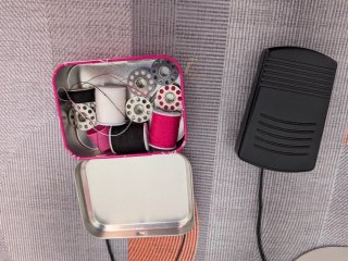 Máquina de coser Entre Puntadas