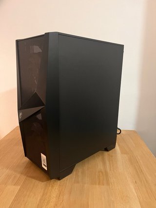 PC Gaming con carcasa MSI.