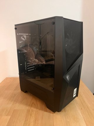 PC Gaming con carcasa MSI.