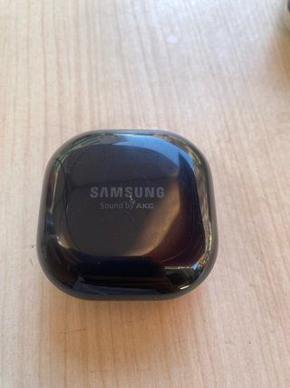 Auriculares Samsung Sound by AKG Negros