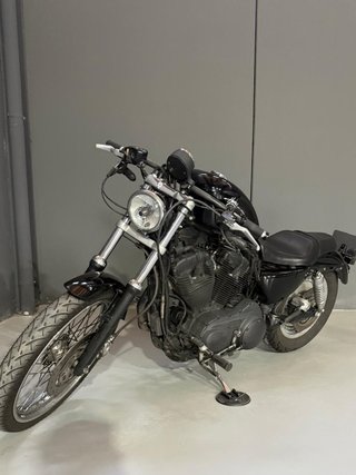 Harley Davidson Sportster 883