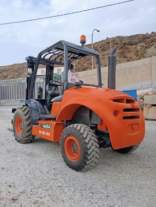Carretilla AUSA CH 200 4x4 Matriculada