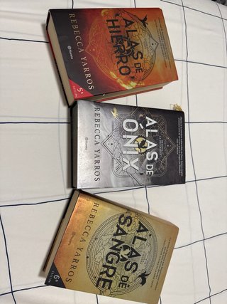 Libros, cosas de hogar y mas