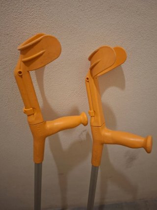 Muletas infantiles ajustables