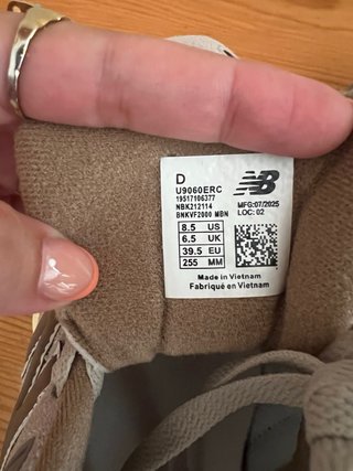 New Balance 9060 Beige/Marrone