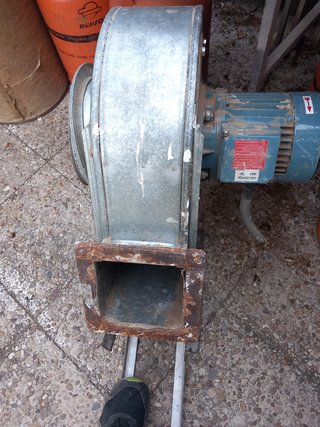 Aspirador industrial trifásico para serrín y virut