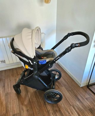 Jane Muum silla paseo,capazo y silla coche beige
