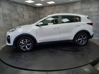 KIA SPORTAGE 1.6 CRDI MHEV Business 100kW (136CV) 4x4